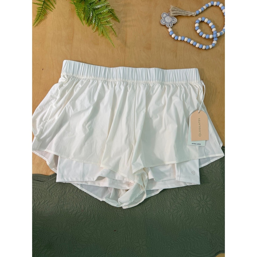 Blogilates Ruffle Short size XL White NWT